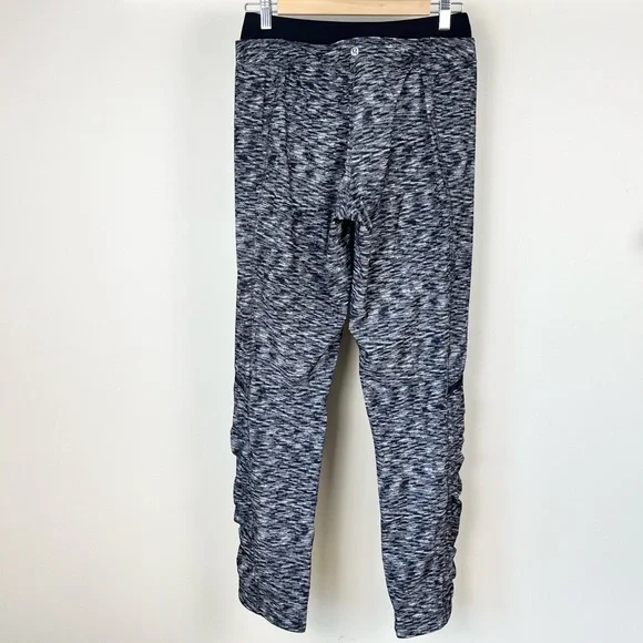 Lululemon Runderful Pants - Picture 5 of 13
